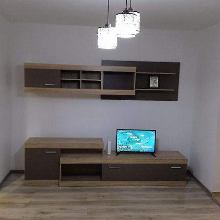 4 Rooms Apartment Tulcea Eksteriør billede